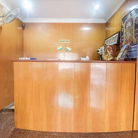Oyo 70841 Hotel Anjali Residency Velur Eksteriør billede