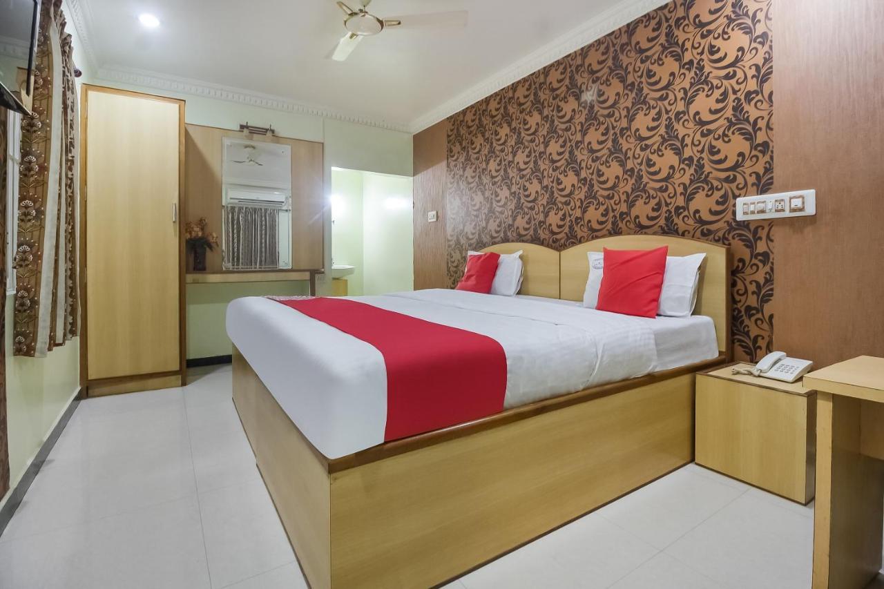 Oyo 70841 Hotel Anjali Residency Velur Eksteriør billede
